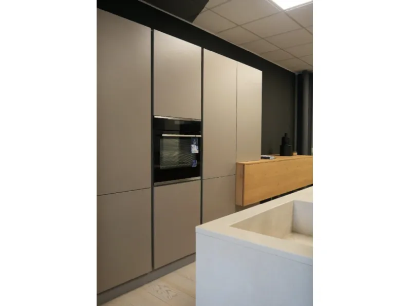 Cucina a PREZZI OUTLET in laminato materico Ar-tre -56%
