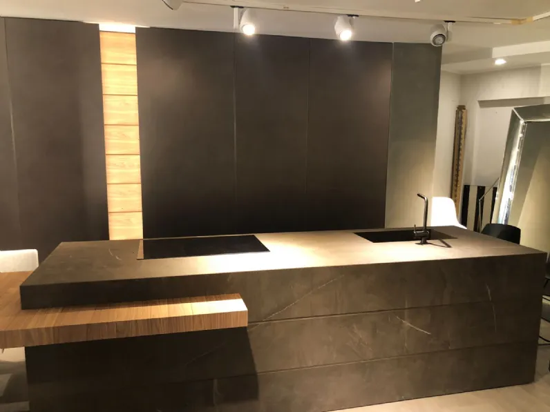 Cucina altri colori design con isola Modulnova Skill gres - blade a soli 33000€
