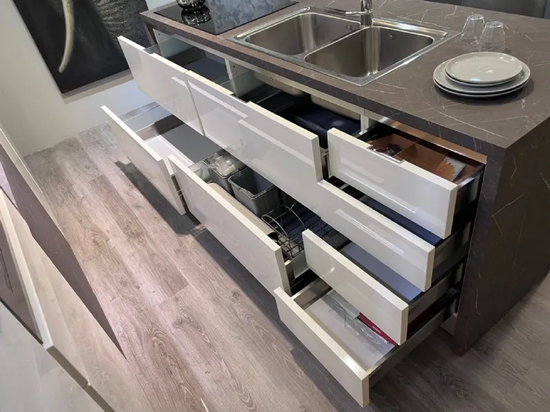 Cucina con isola Scavolini Scenery SCONTATA 45%