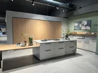 Cucina con isola in melaminico a prezzo scontato 51%