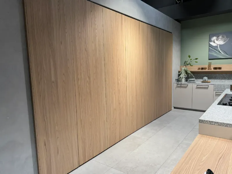 Cucina con isola in melaminico a prezzo scontato 51%
