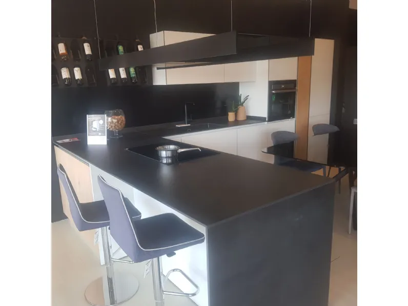 Cucina Aspen con penisola Doimo cucine con uno sconto imperdibile