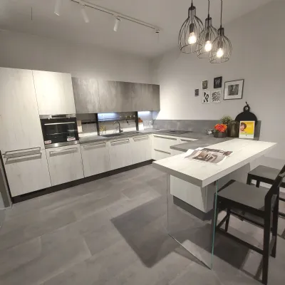 Cucina a PREZZI OUTLET in laminato materico Scavolini -56%