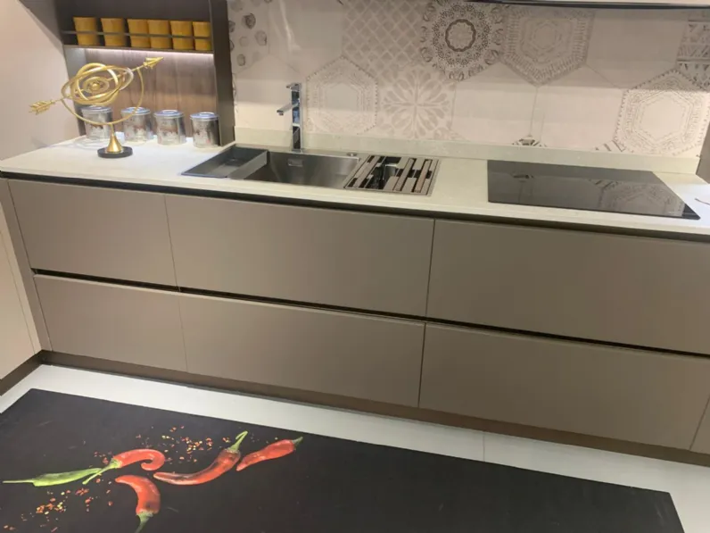 Cucina con penisola moderna tortora Stosa Infinity a soli 11972 Euro