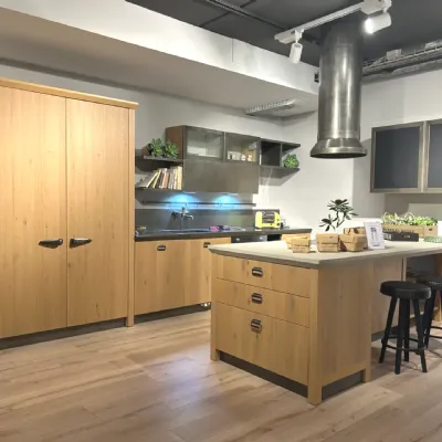 Cucina Diesel industriale rovere chiaro Scavolini con penisola scontata 51%