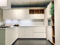 Cucina con penisola in melaminico bianca Ak project profilo 30° a prezzo scontato