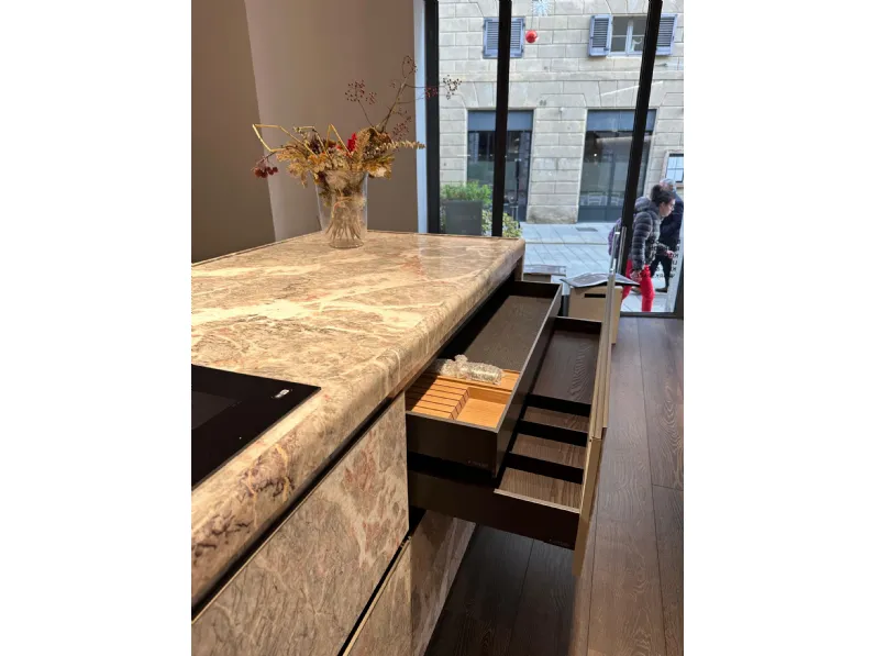 Cucina con isola moderna grigia Zampieri cucine Corner a soli 32950 Euro
