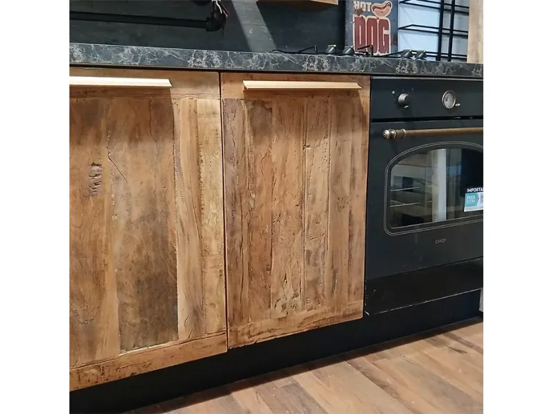 Cucina lineare in legno a prezzo ribassato 52%