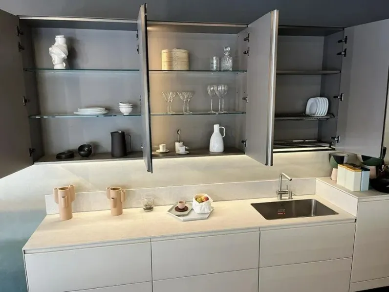Cucina modello Cucina lineare lago 36e8 cut parete Lago PREZZO SCONTATO 45%