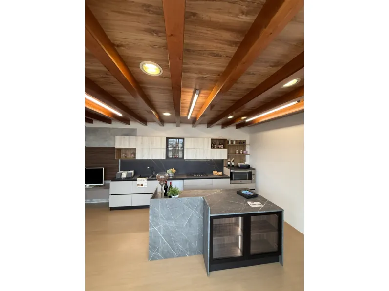 Cucina con isola moderna bianca Home cucine Cucina silver a soli 7500 Euro