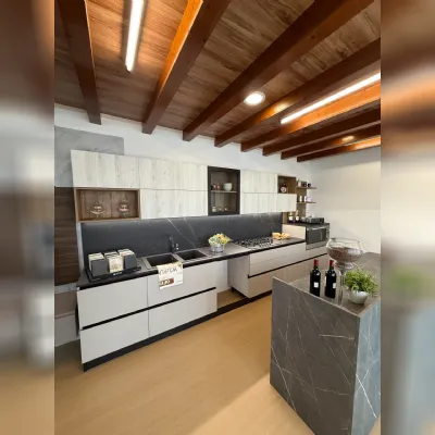 Cucina con isola moderna bianca Home cucine Cucina silver a soli 7500 Euro