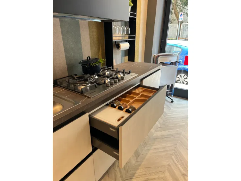 Cucina Delinea di Scavolini in Offerta Outlet -45%