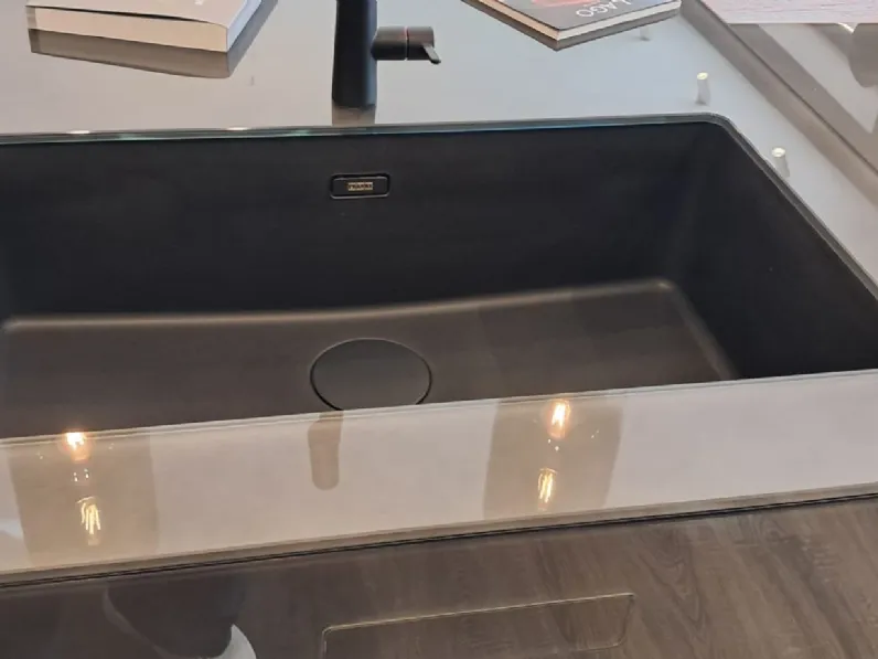 Cucina antracite design con isola Lago Cucina lago a soli 27000€