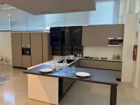 Cucina Futura con penisola Evo cucine con un ribasso imperdibile