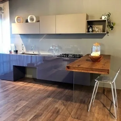 Cucina design con penisola Lago 36e8 lago a prezzo scontato