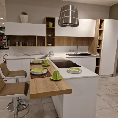 Cucina bianca design con penisola Time 1 Gentili group in Offerta Outlet