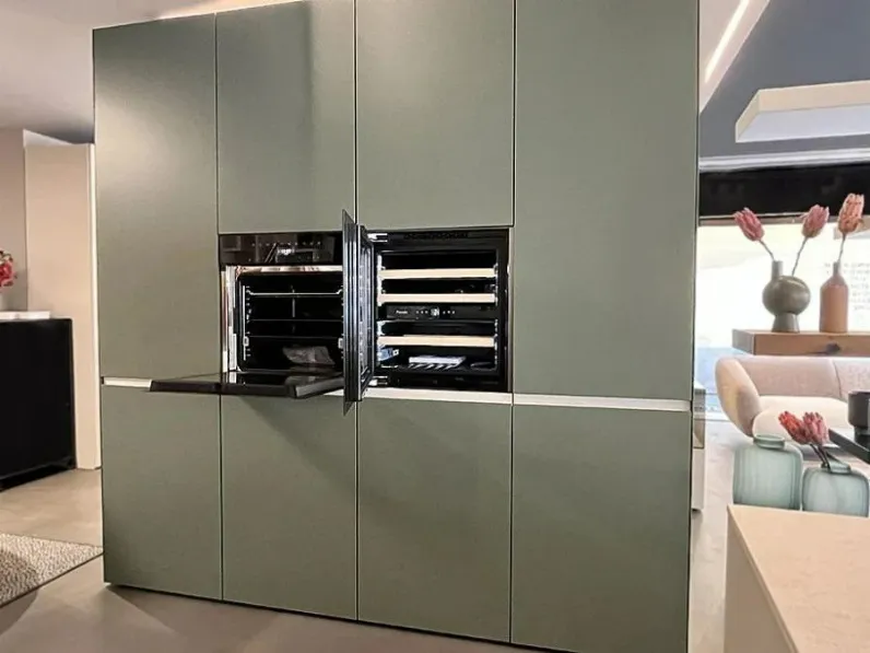 Cucina lineare design altri colori Lago Cucina lago 36e8 cut colonne a soli 10528 Euro