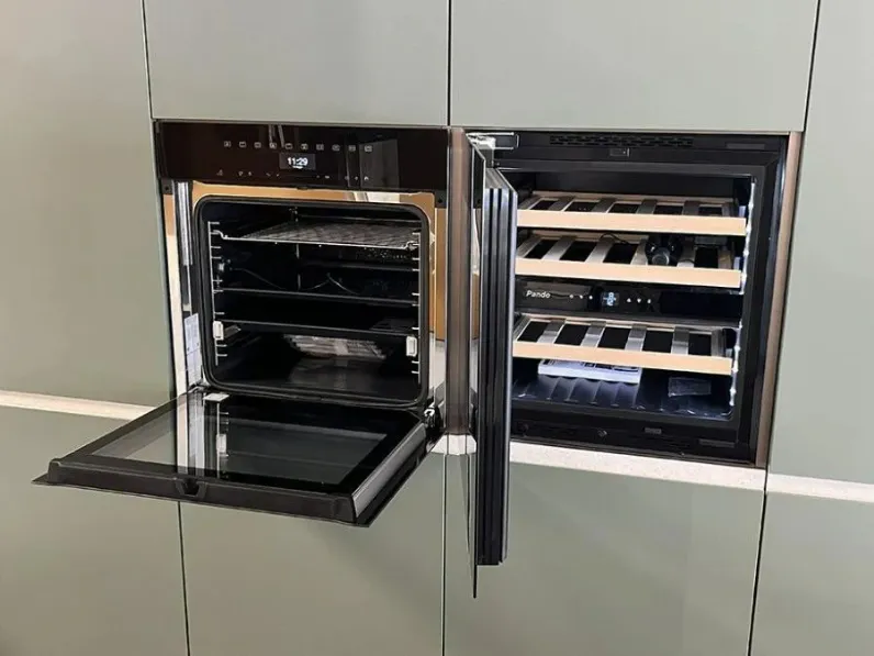 Cucina lineare design altri colori Lago Cucina lago 36e8 cut colonne a soli 10528 Euro