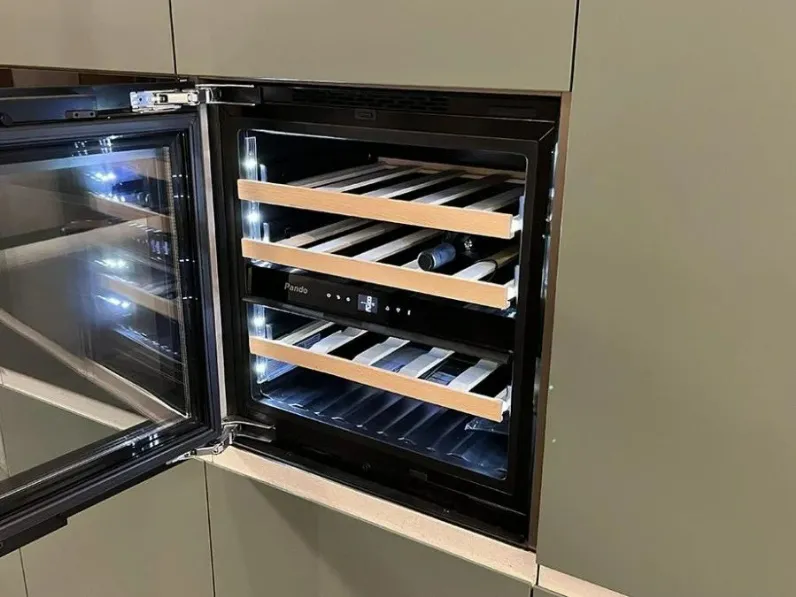 Cucina lineare design altri colori Lago Cucina lago 36e8 cut colonne a soli 10528 Euro