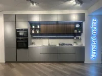 Richiedi il prezzo: cucina altri colori moderna Like j di Veneta cucine scontata 