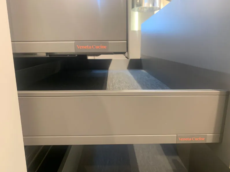 Cucina a prezzo scontato lineare moderna Like j Veneta cucine