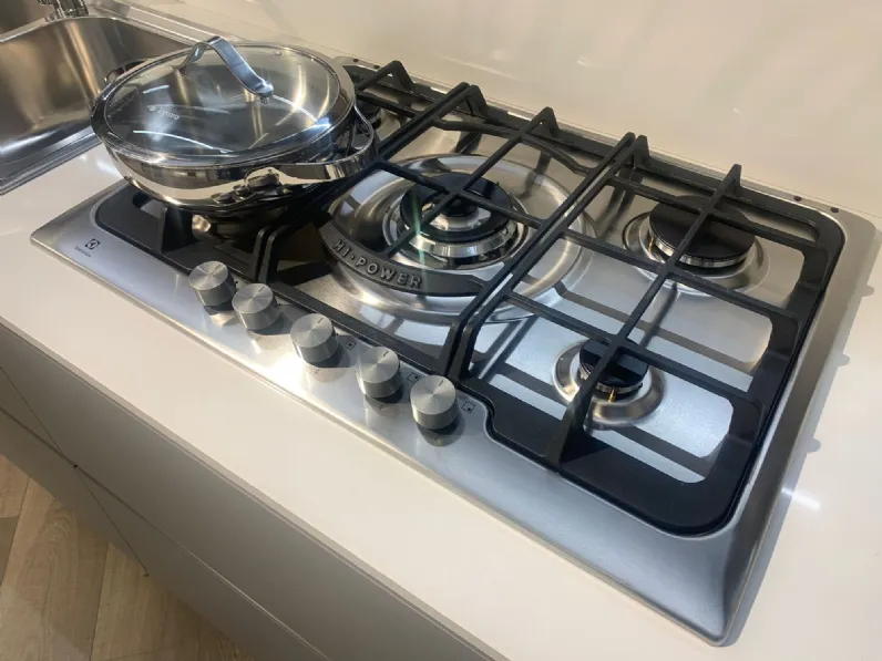 Cucina a prezzo scontato lineare moderna Like j Veneta cucine