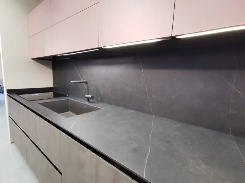 Cucina Dibiesse moderna ad angolo grigia in nobilitato Emporio