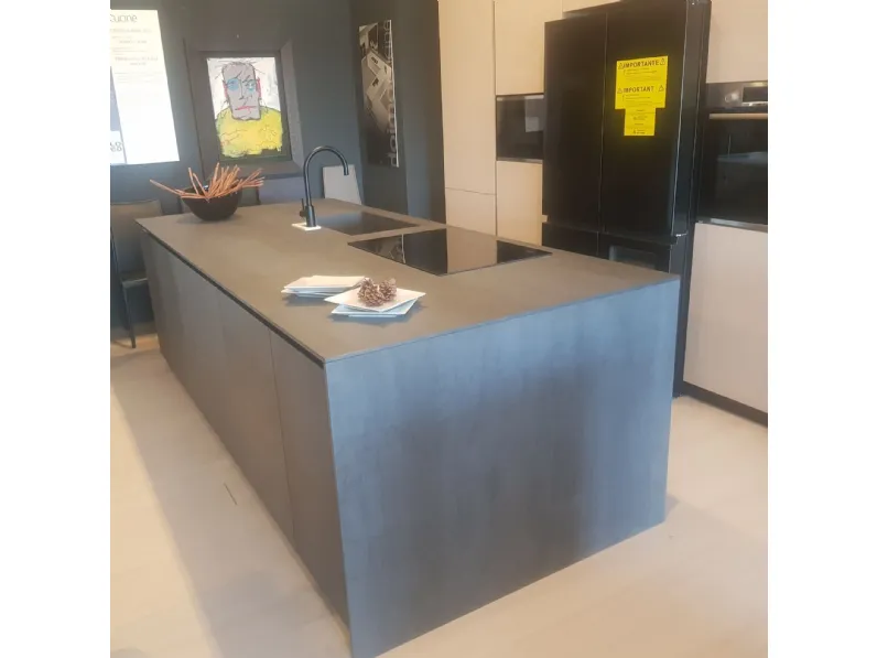 Cucina Al 32 con penisola Doimo cucine con un ribasso imperdibile