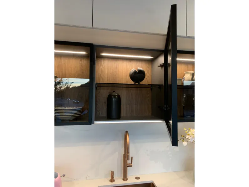 Cucina bianca design con isola D23 Doimo cucine a soli 19650 Euro