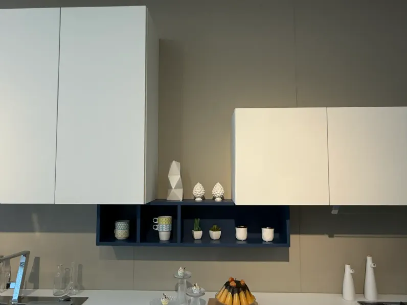 Cucina Materia moderna bianca Doimo cucine lineare scontata 50%