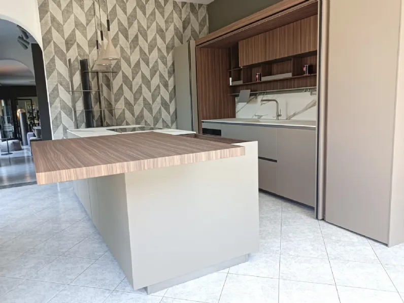 Cucina con isola Ernestomeda Sign SCONTATA 42%
