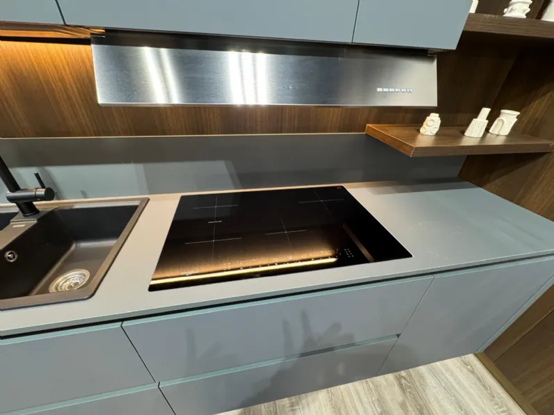 Cucina ad angolo in laccata opaco a prezzo scontato 65%