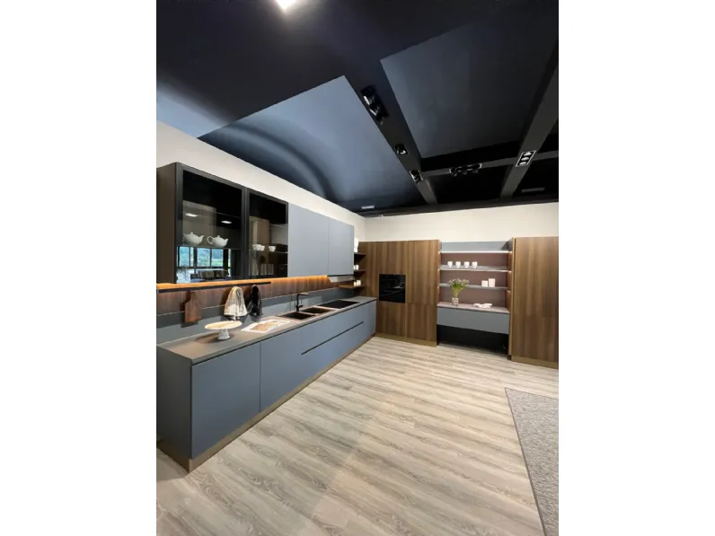 Cucina ad angolo in laccata opaco a prezzo scontato 65%