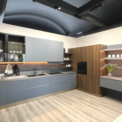 Cucina ad angolo in laccata opaco a prezzo scontato 65%