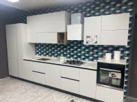 Cucina Febal moderna lineare bianca in laminato materico Era