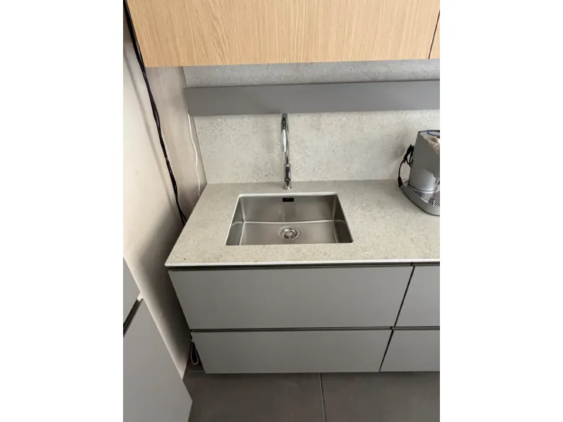 Cucina Folio design grigia Snaidero lineare scontata 30%