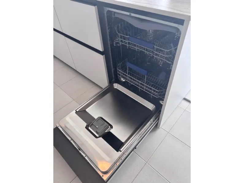 Cucina con isola moderna altri colori Gentili group Time a soli 15990 Euro