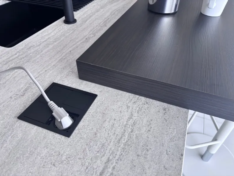 Cucina con isola moderna altri colori Gentili group Time a soli 15990 Euro