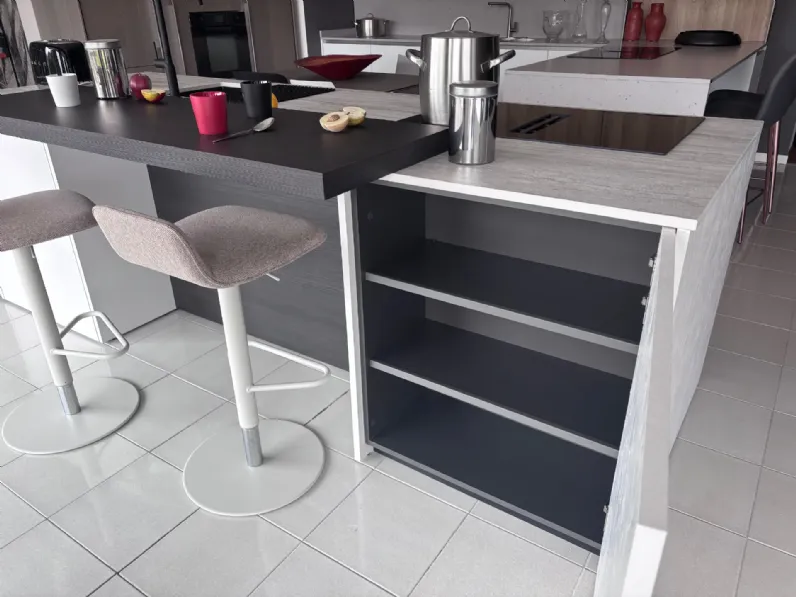 Cucina con isola moderna altri colori Gentili group Time a soli 15990 Euro