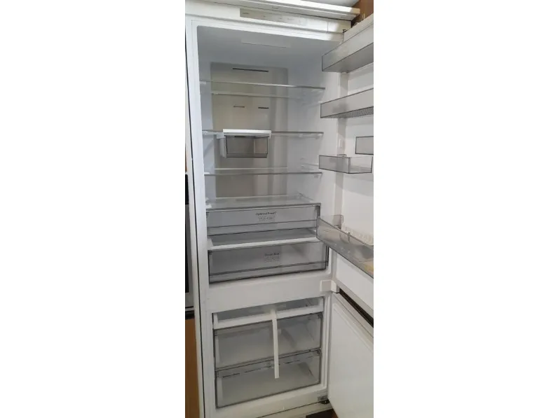 Cucina noce moderna lineare Giannei Nexus tabacco a soli 7190€