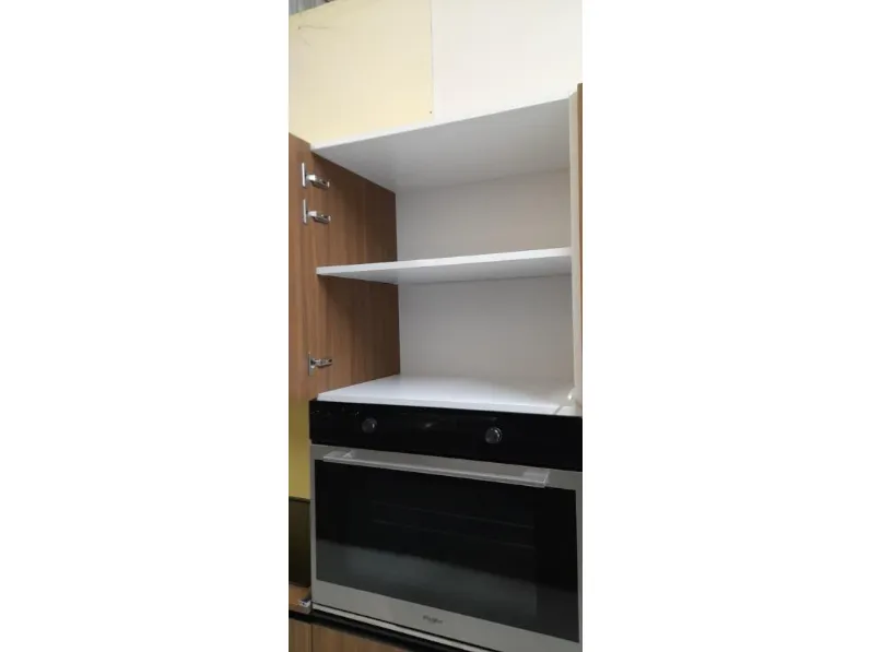 Cucina a prezzo scontato lineare moderna Nexus tabacco Giannei