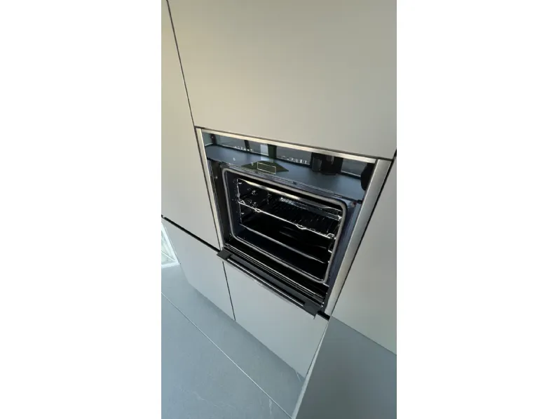 Cucina grigia design con isola Cucina tratto  Meson's cucine a soli 11680 Euro