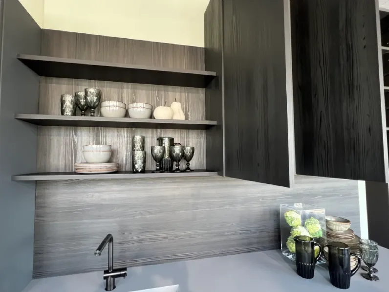 Cucina grigia design con isola Cucina tratto  Meson's cucine a soli 11680 Euro