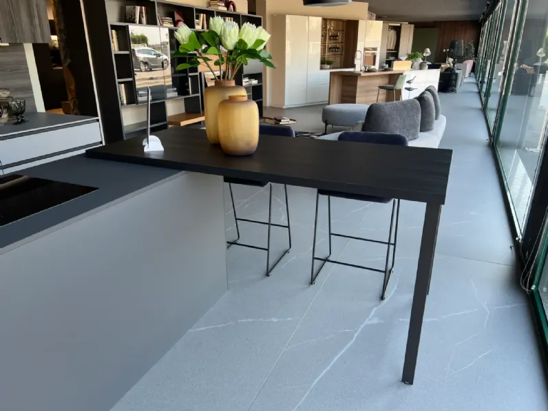 Cucina grigia design con isola Cucina tratto  Meson's cucine a soli 11680 Euro