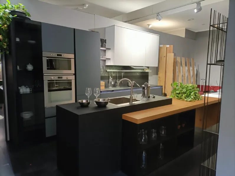 Cucina design con isola Design fenix Gicinque a prezzo scontato