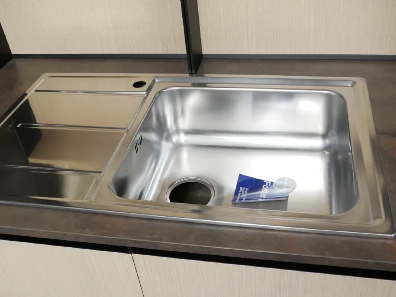 Cucina lineare in laminato materico grigia Cucina modello ginevra ciao cucina a prezzo scontato