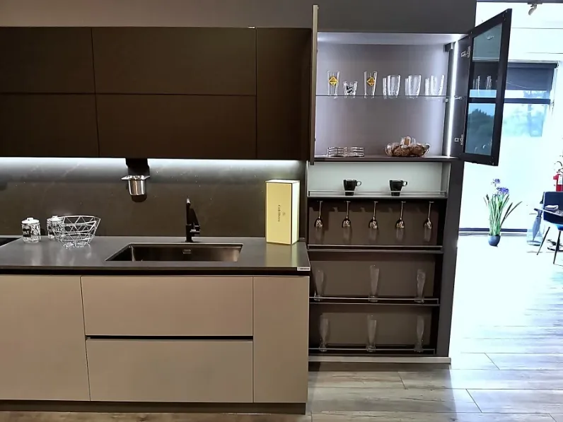 Cucina a prezzo ribassato ad angolo moderna Domino Prima cucine