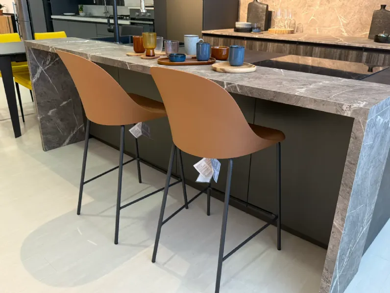 Cucina a PREZZI OUTLET in laminato materico Arrex -30%