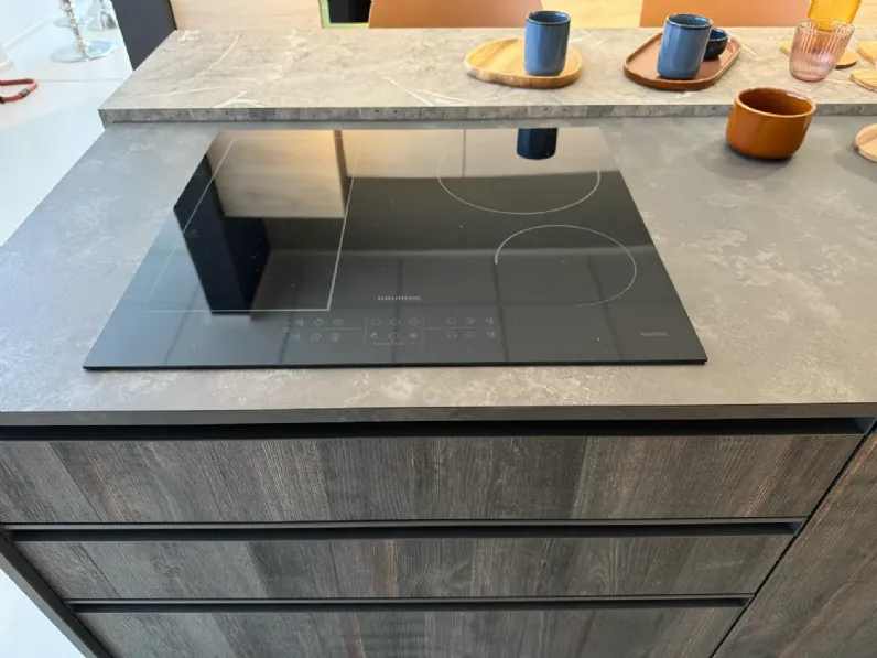 Cucina a PREZZI OUTLET in laminato materico Arrex -30%