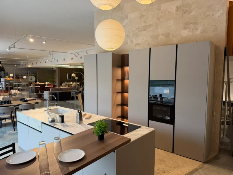 Cucina a PREZZI OUTLET in laccata opaco Binova -56%